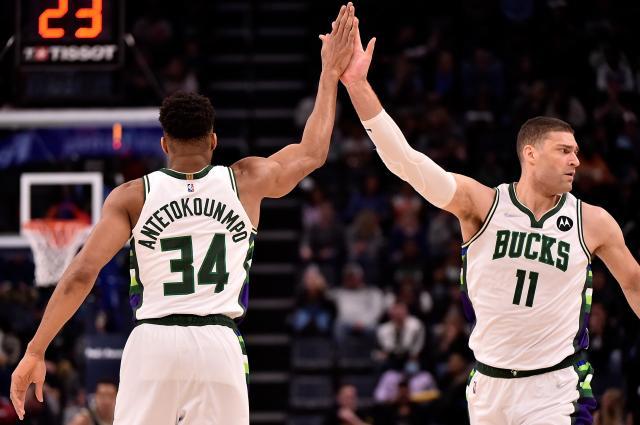 开云官方网站-雄鹿大换血？大洛或被交易 里弗斯欲变革