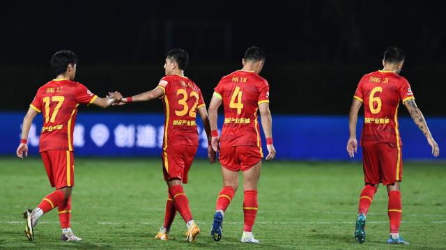 开云体育app-河北巅峰2年曾花11亿元引援 提前7轮降级刷新纪录