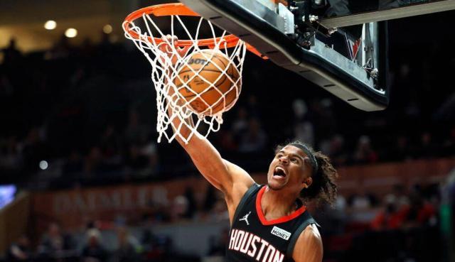 kaiyun开云-背靠背带队双杀开拓者 杰伦·格林渴望赢在当下